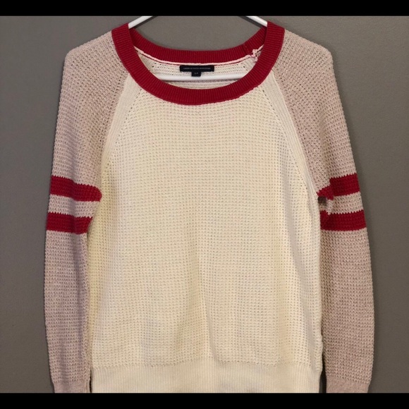 Cute American Eagle Sweater
Like New
Hot Pink, Blush Pink, White Colour-Block - Picture 3 of 4